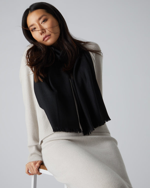 N.Peal Women's Pashmina Cashmere Stole Black