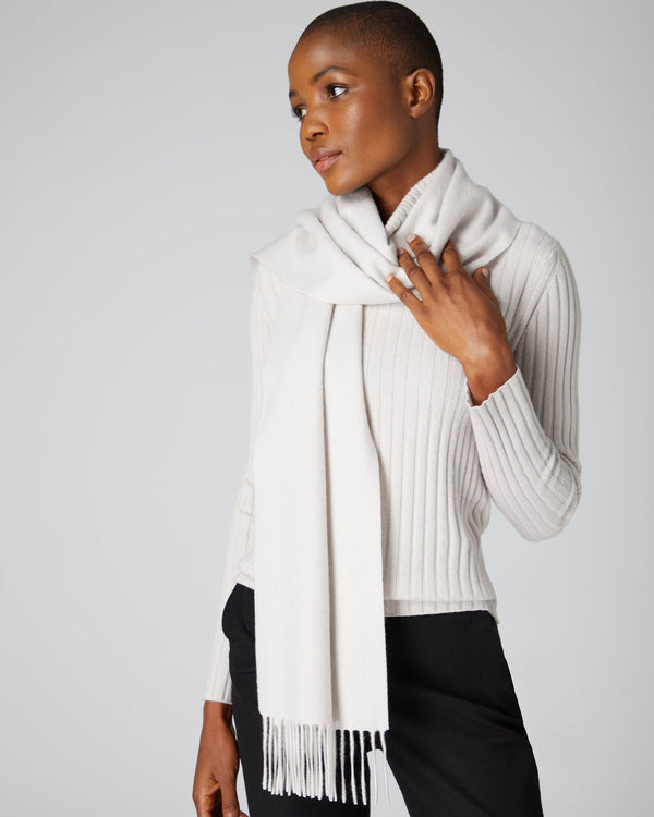 N.Peal Unisex Large Woven Cashmere Scarf Snow Grey