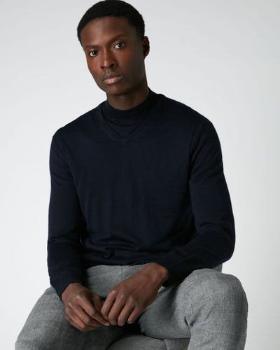 N.Peal Men's Conduit Fine Gauge Cashmere V Neck Jumper Navy Blue