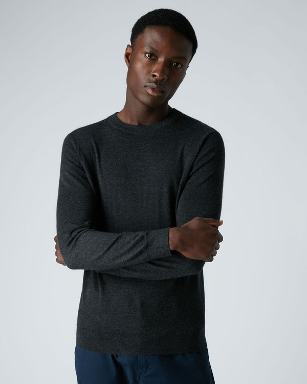 N.Peal Men's Fine Gauge Cashmere Round Neck Jumper Dark Charcoal Grey