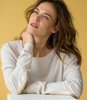 How to Dry Cashmere to Keep Your N.Peal Knitwear in Shape