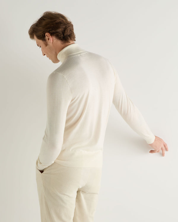 Men's Pimlico Fine Gauge Cashmere Roll Neck Jumper  4