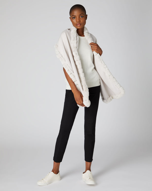 N.Peal Women's Cashmere Scarf With Fur Trim Snow Grey
