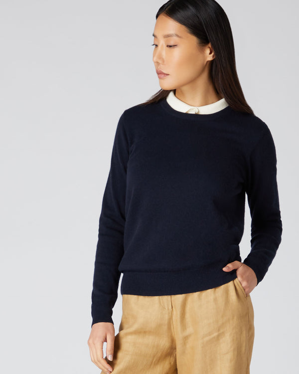 N.Peal Women's Evie Classic Round Neck Cashmere Jumper Navy Blue