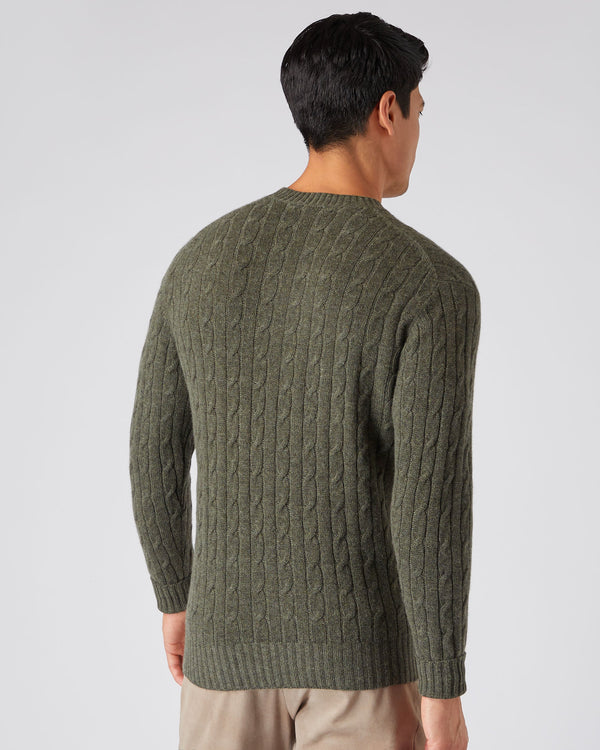 N.Peal Men's Thames Cable Round Neck Cashmere Jumper Moss Green