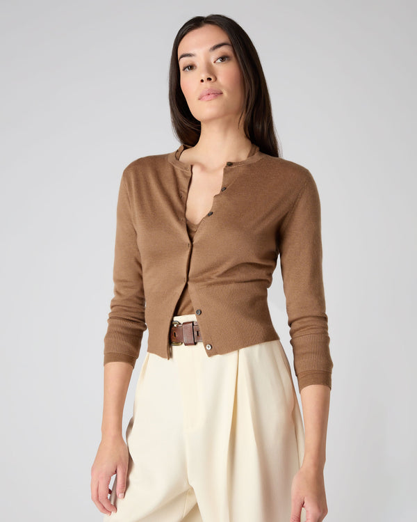 N.Peal Women's Darcie Superfine Cashmere Cropped Cardigan Dark Camel Brown