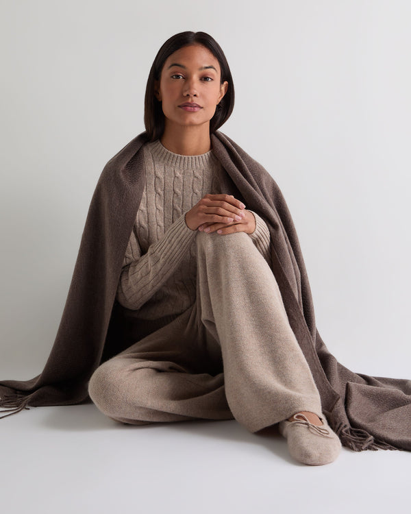 N.Peal Unisex Woven Cashmere Blanket Otter Brown
