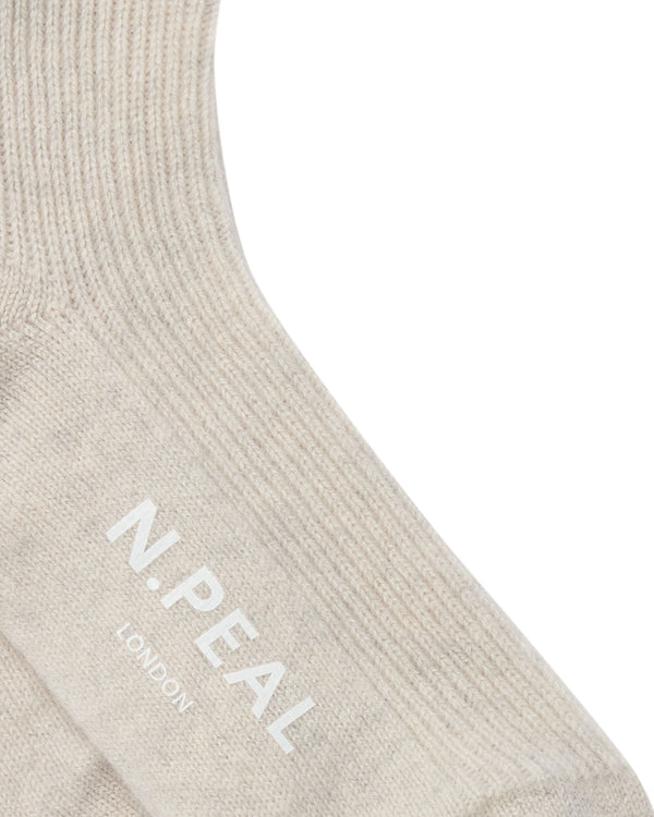 N.Peal Unisex Cashmere Rib Bed Socks Pebble Grey