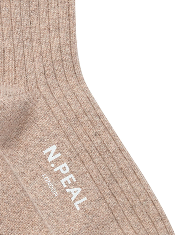 N.Peal Men's Rib Cashmere House Socks Oatmeal Brown
