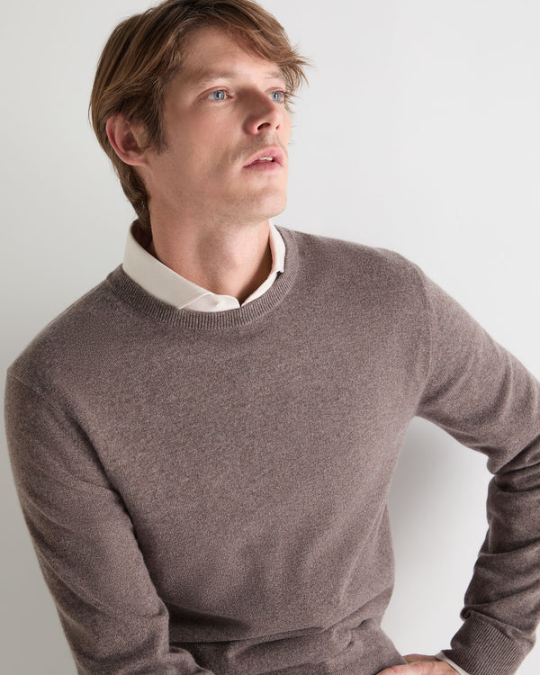 N.Peal Men's Oxford Round Neck Cashmere Jumper Otter Brown