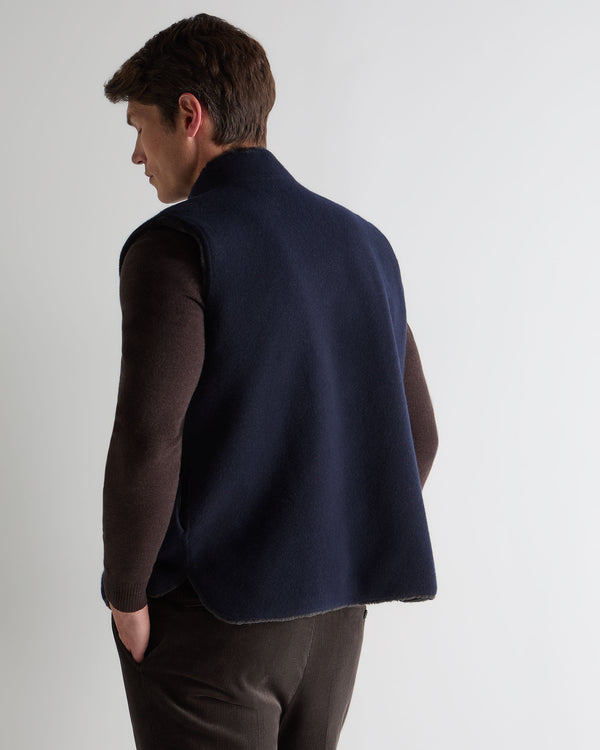 N.Peal Men's Shaftsbury Suede Trim Cashmere Gilet Navy Blue