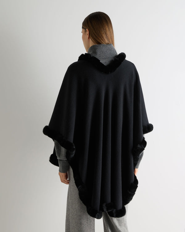 N.Peal Women's Ayla Fur Trim Cashmere Cape Black