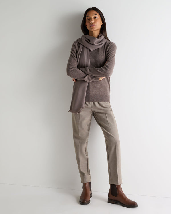 N.Peal Women's Evie Classic Round Neck Cashmere Jumper Otter Brown