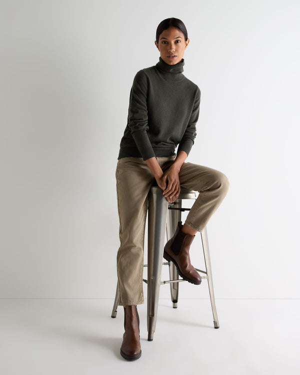 N.Peal Women's Luna Roll Neck Cashmere Jumper Arabica Khaki Green