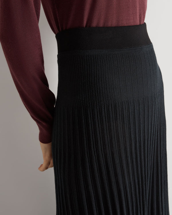 N.Peal Women's Superfine Pleated Cashmere Silk Skirt Black