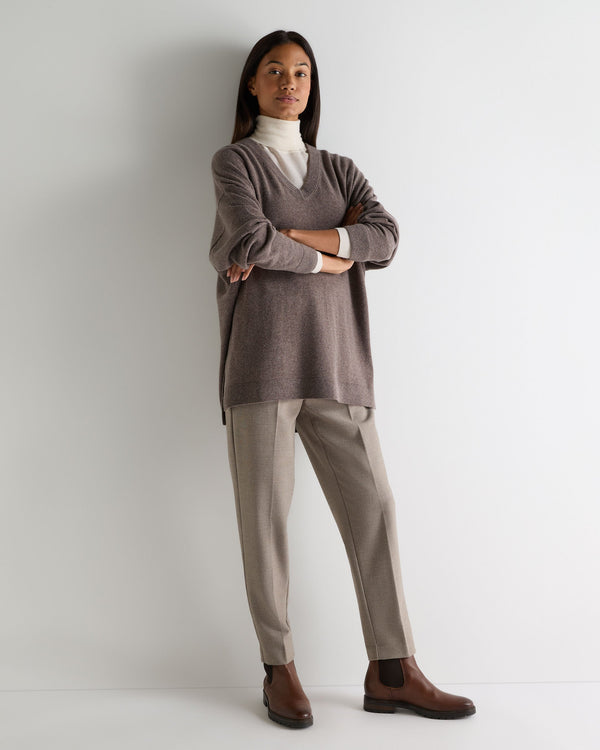N.Peal Women's Longline V Neck Cashmere Jumper Otter Brown
