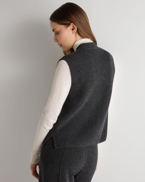 N.Peal Women's V Neck Cashmere Tank Top Deep Charcoal Grey