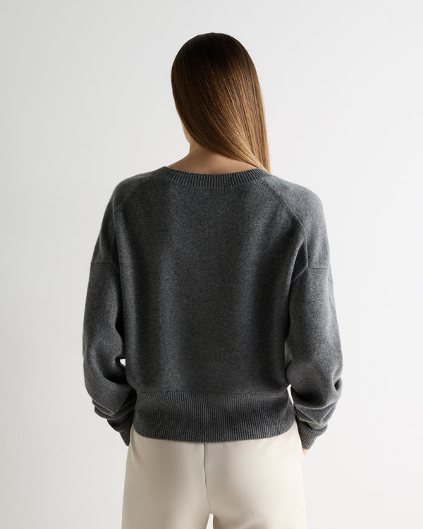 N.Peal Women's Cropped V Neck Cashmere Jumper Elephant Grey
