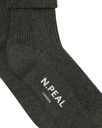 N.Peal Unisex Cashmere Rib Bed Socks Grey Moss