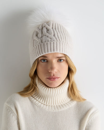 N.Peal Women's Cable Cashmere Hat With Lurex And Fur Pom Frost White Sparkle