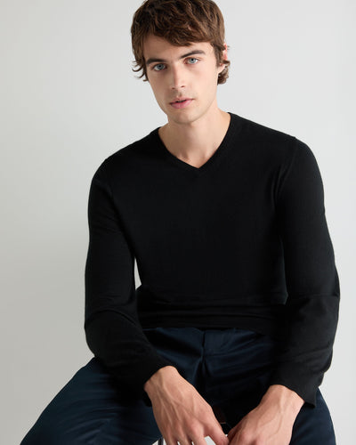 N.Peal Men's Conduit Fine Gauge Cashmere V Neck Jumper Black