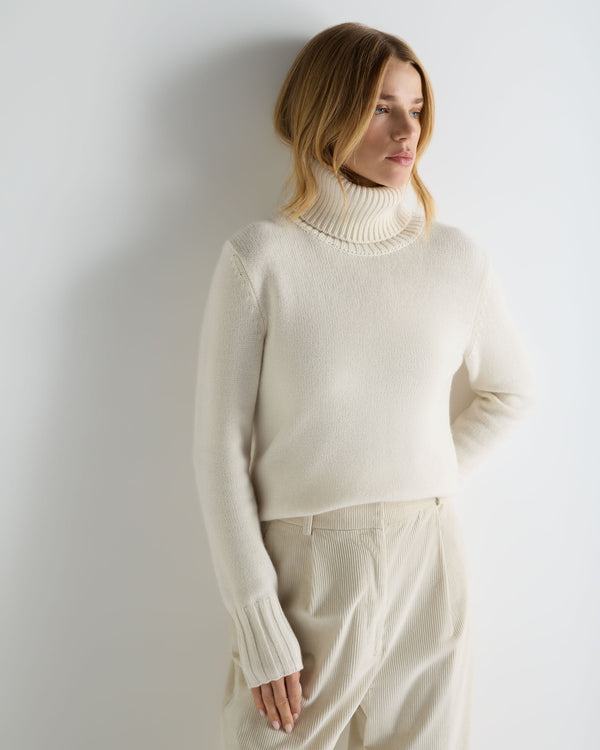 Women's Hazel Chunky Roll Neck Cashmere Jumper 1