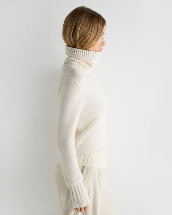 Women's Hazel Chunky Roll Neck Cashmere Jumper 6