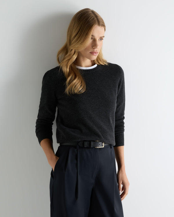 Women's Evie Classic Round Neck Cashmere Jumper 1