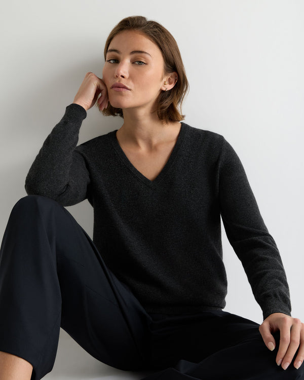 Women's Phoebe V Neck Cashmere Jumper 1