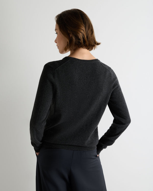 Women's Phoebe V Neck Cashmere Jumper 4