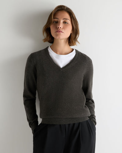 N.Peal Women's Phoebe V Neck Cashmere Jumper Grey Moss