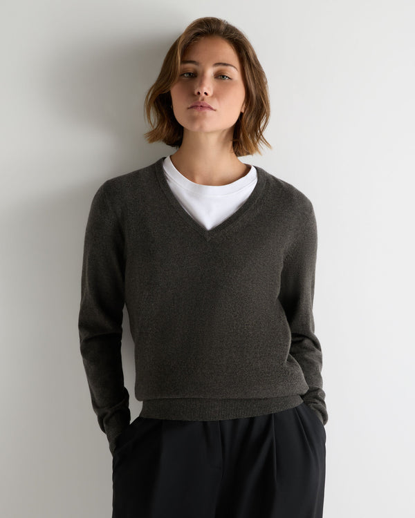 Women's Phoebe V Neck Cashmere Jumper  1