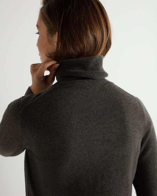 Women's Luna Roll Neck Cashmere Jumper  5