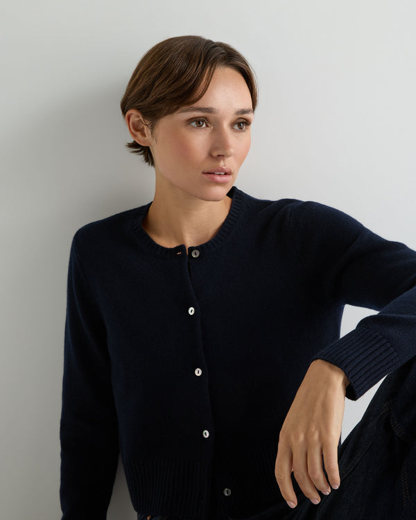 Women's Chunky Crop Cashmere Cardigan 5