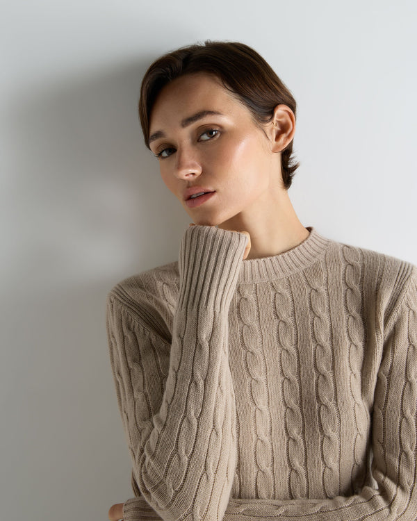 Women's Adelyn Cable Round Neck Cashmere Jumper 5