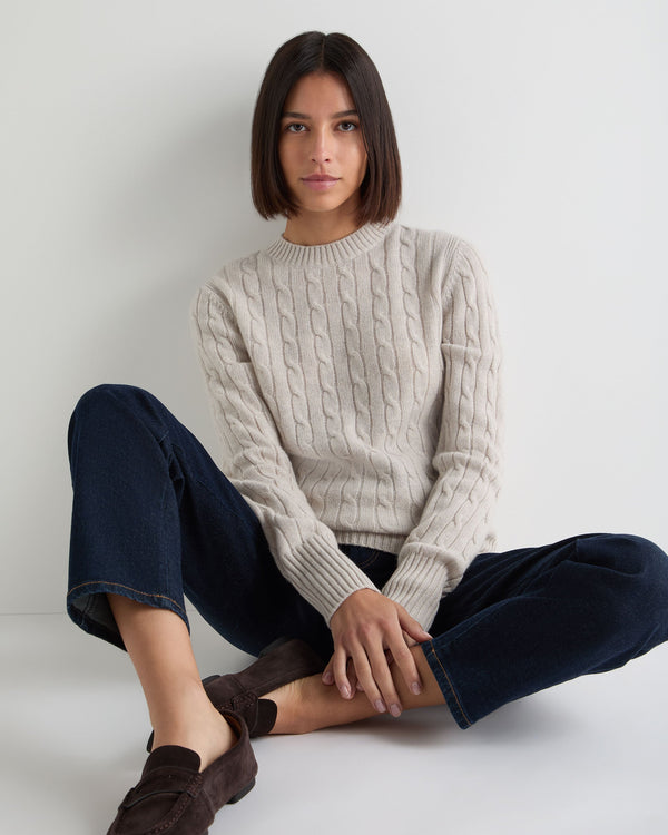 Women's Adelyn Cable Round Neck Cashmere Jumper 5