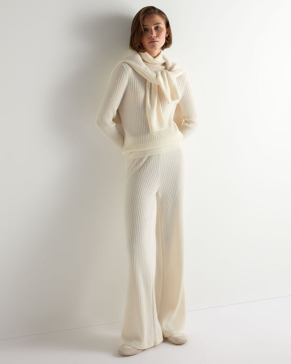 N.Peal Women's Roll Neck Cashmere Jumper New Ivory White