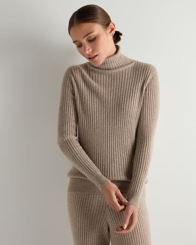 N.Peal Women's Roll Neck Cashmere Jumper Oatmeal Brown