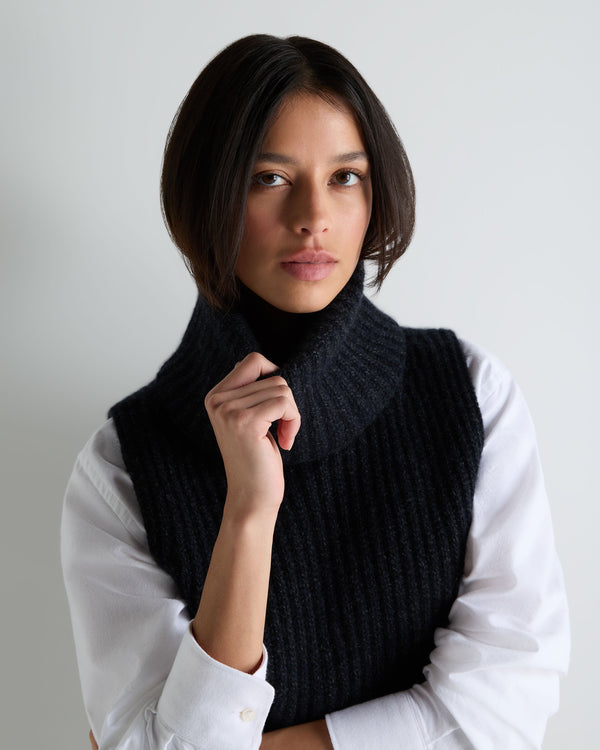 Women's Ribbed Sleeveless Turtle Neck Cashmere Jumper 5