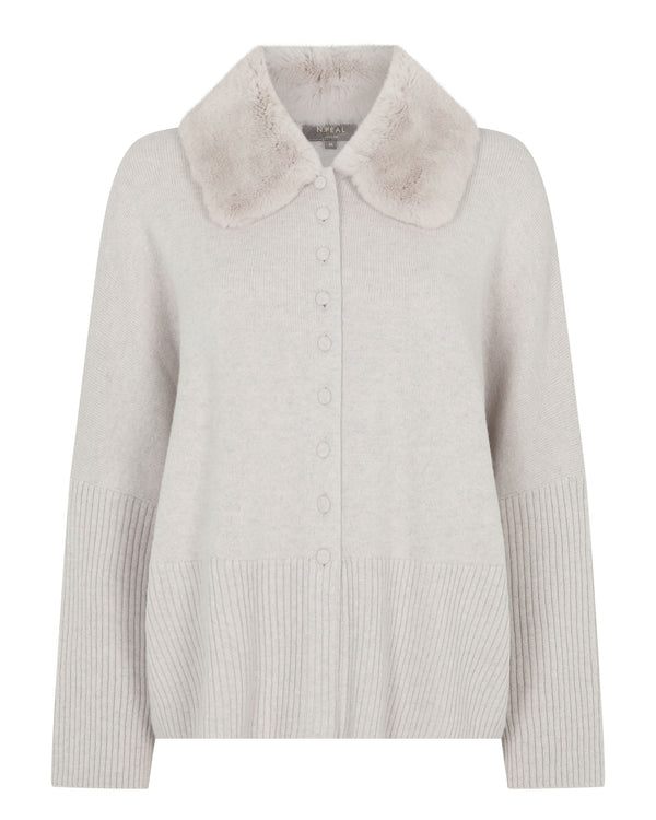 Women's Fur Collar Buttoned Cashmere Cape 7