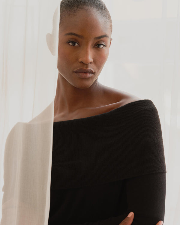 Women's Off-The-Shoulder Cashmere Jumper 7