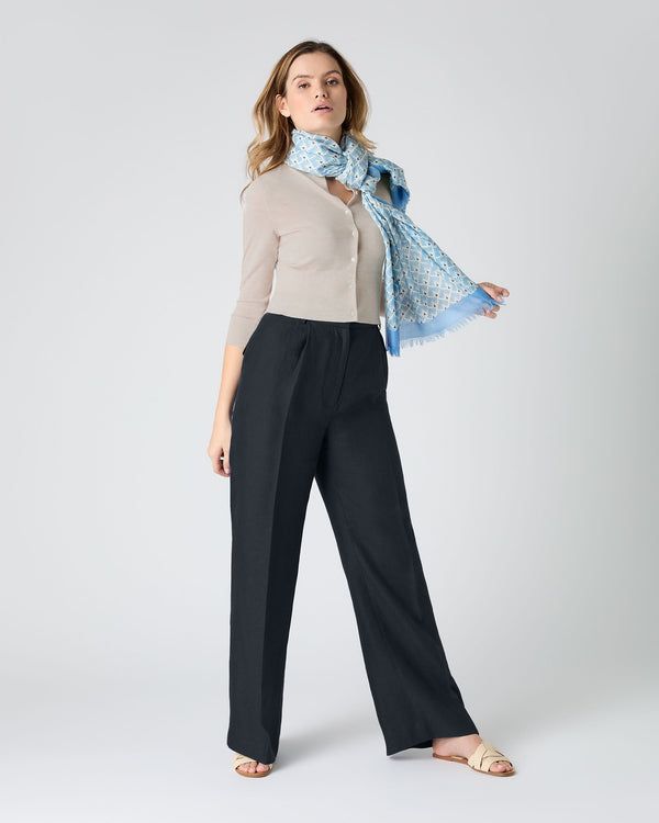 N.Peal Women's Darcie Superfine Cashmere Cropped Cardigan Sandstone Brown