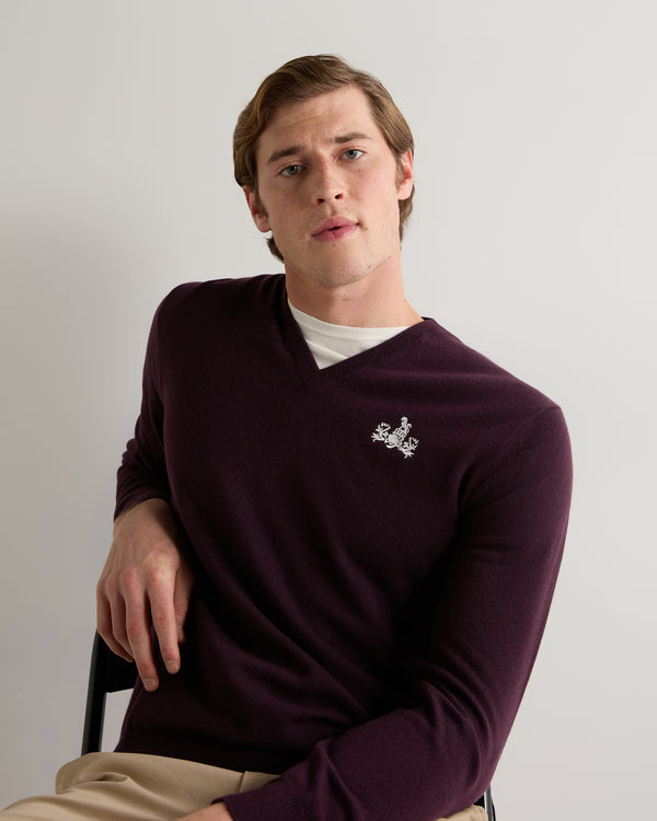 N.Peal 007 Logo V Neck Cashmere Jumper Plum Purple