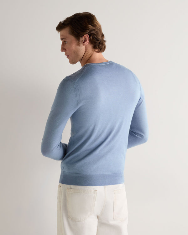 N.Peal Men's Conduit Fine Gauge Cashmere V Neck Jumper Cornflower Blue