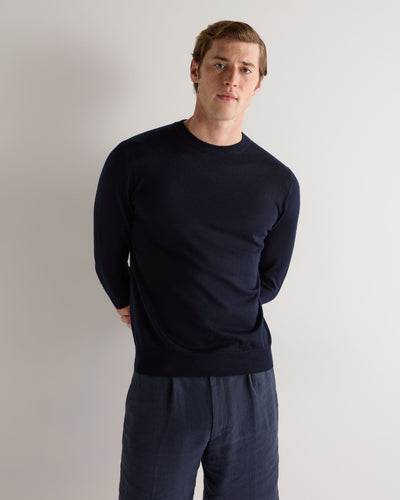 N.Peal Men's Covent Fine Gauge Cashmere Round Neck Jumper Navy Blue