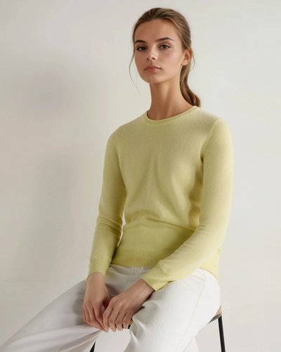 N.Peal Women's Evie Classic Round Neck Cashmere Jumper Granita Yellow
