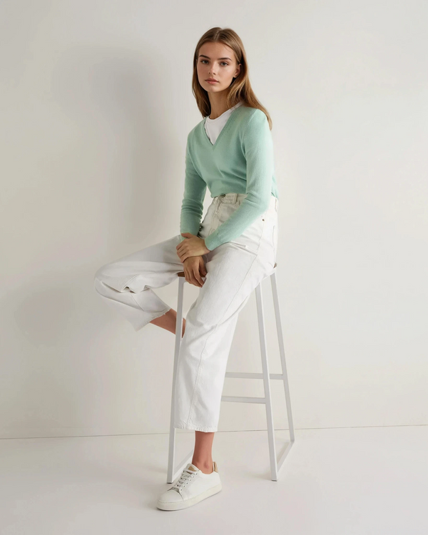 N.Peal Women's Phoebe V Neck Cashmere Jumper Dusty Teal Green