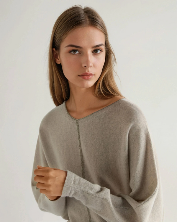 N.Peal Women's Metal Trim Batwing Cashmere Jumper Pebble Grey