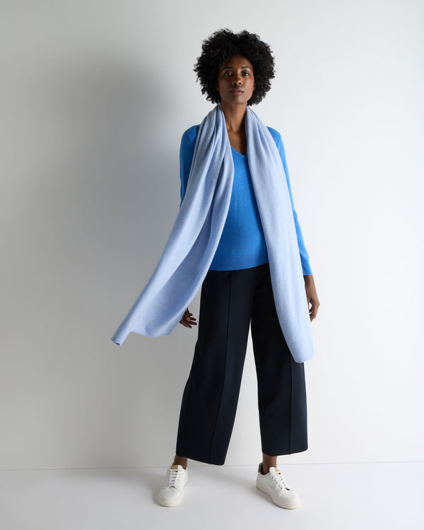 N.Peal Women's Lightweight Cashmere Shawl Sea Mist Blue
