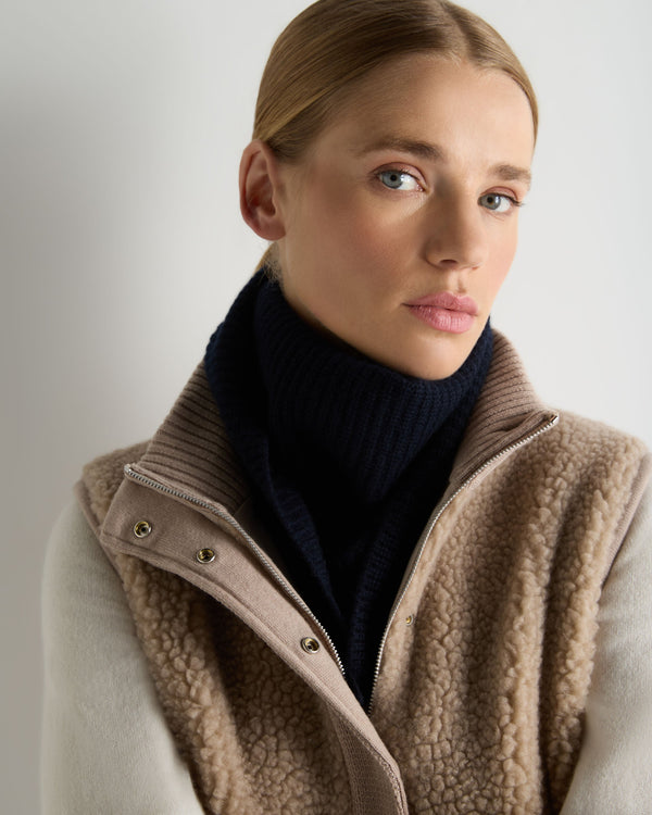 N.Peal Unisex Ribbed Triangle Cashmere Scarf Navy Blue